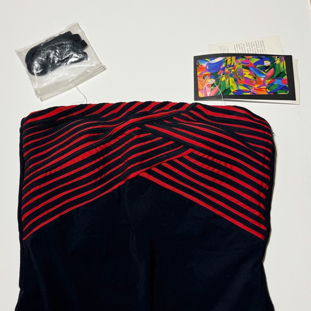 Gottex Bandeau One Piece Swimsuit - Picture 2 of 9